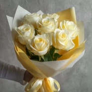 Белые розы &laquo;Белое золото&raquo; 0